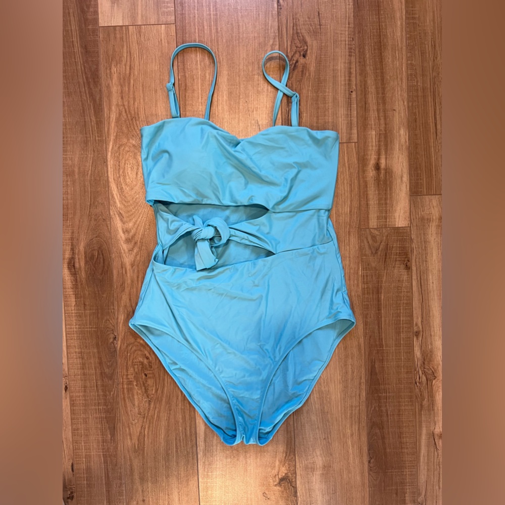 AERIE NWT Baby blue bikini (131)